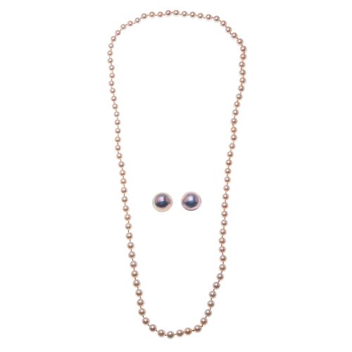 Collar de perlas y dos medias perlas cultivadas de 7 y 18 mm.