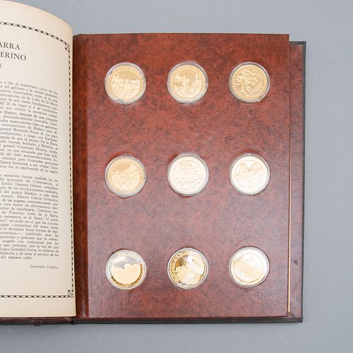 "LA HISTORIA DE LA REVOLUCIÓN MEXICANA" SXX. Colección de medallas. Elaboradas en plata Sterling con vermeil de oro de 24 K. Pzas: 25.