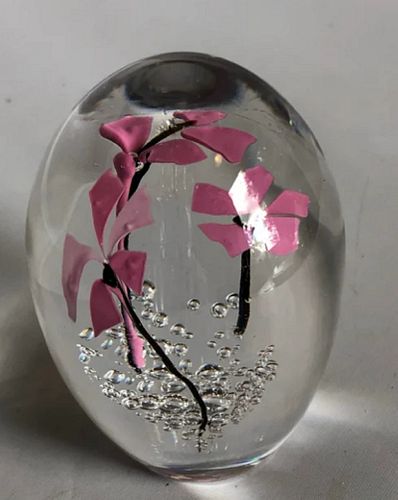 Daum Signed Made in France paperweight with Floral Design