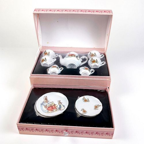 Reutter Porzellan Beatrix Potter Jewelry Box and Tea Set