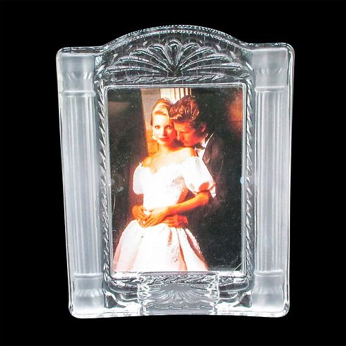 Mikasa Cotillion Frost Picture Frame