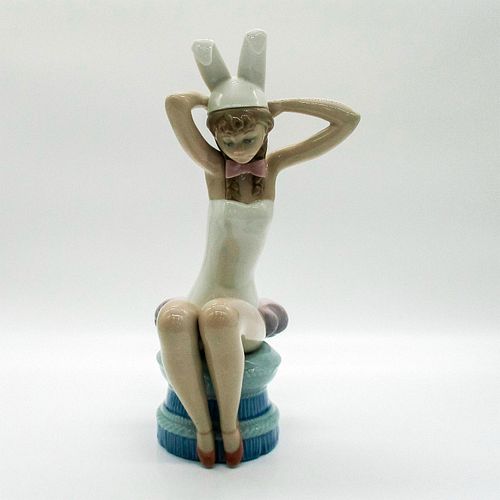 Bunny 1005163 - Lladro Porcelain Figurine