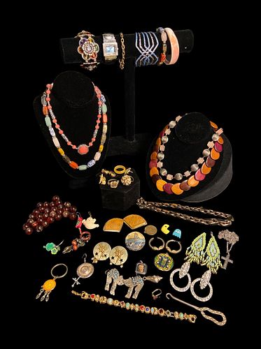 Collection Costume Jewelry 