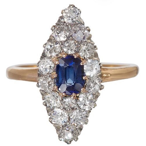 SAPPHIRE AND DIAMOND CLUSTER RING 