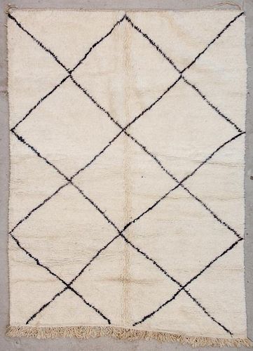 Vintage Beni Ourain Rug: 5' x 6'11" (153 x 210 cm)