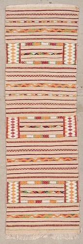 Vintage Moroccan Kilim: 2'9" x 8'10" (85 x 270 cm)