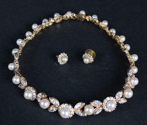 18K Yellow Gold Pearl and Diamond Necklace 