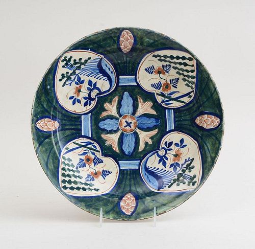 DUTCH POLYCHROME DELFT CHARGER, IN THE "GREEN HEART" PATTERN