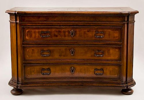 FINE ITALIAN BAROQUE WALNUT AND FRUITWOOD PARQUETRY TALL CHEST OF DRAWERS, FLORENTINE
