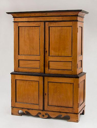 RARE ANGLO-INDIAN SATINWOOD AND EBONY CABINET