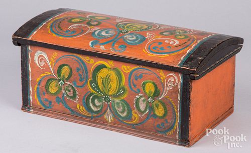 Scandinavian painted dome lid box, 19th c.