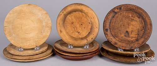 Eleven turned wood plates, 19th and 20th c.