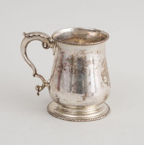 AMERICAN SILVER FOOTED ENGRAVED CAN WITH LATER SCRIPT MONOGRAM
