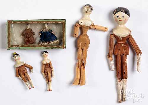 Miniature peg wooden dolls