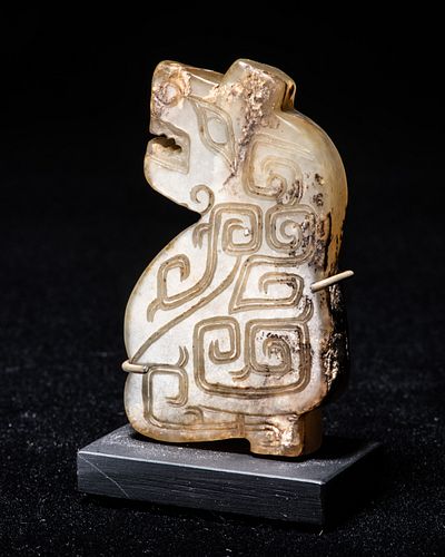 Engraved Bear Pendant, Western Zhou Period (1066-771 BCE)