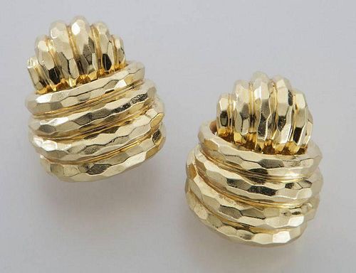 Henry Dunay 18K yellow gold earrings