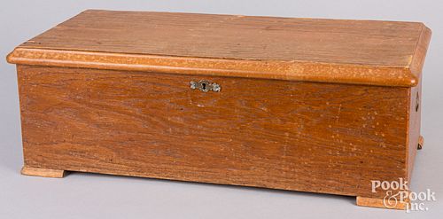 Swiss cylinder music box, late 19th c.