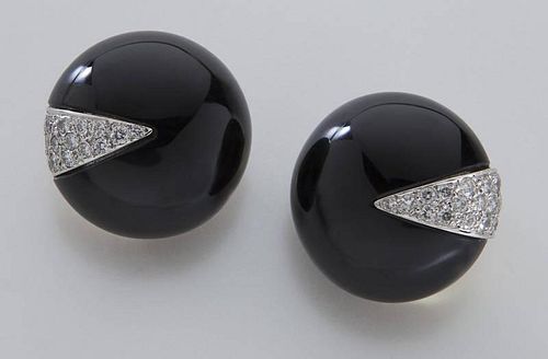 Pr. 14K gold, diamond and black onyx earrings