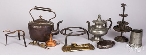 Group of metalware, to include pewter