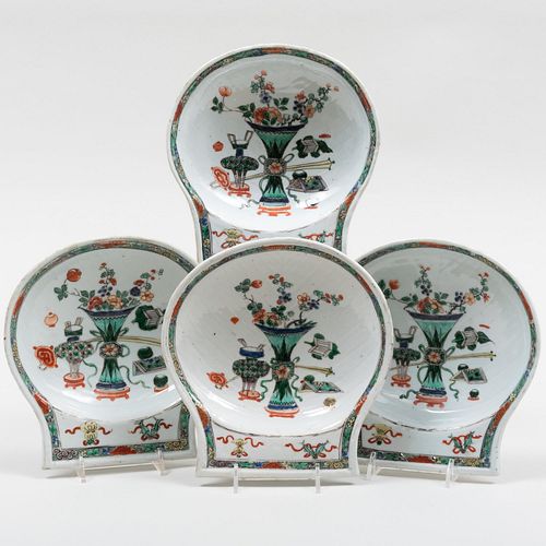 Four Chinese Famille Verte Porcelain Shell Form Dishes