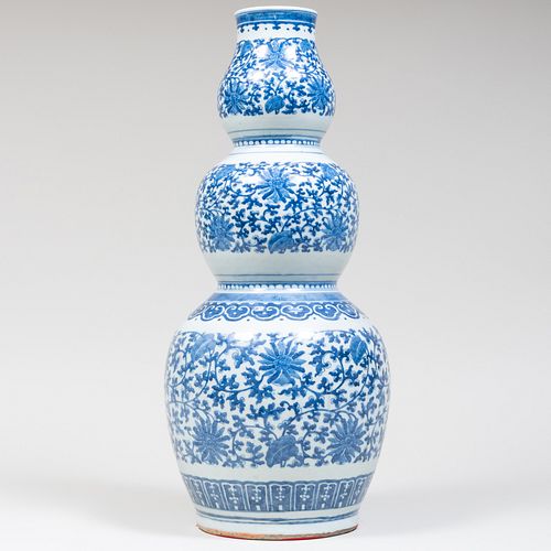 Chinese Blue and White Porcelain Triple Gourd Vase
