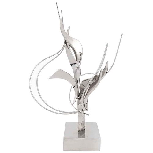LEONARDO NIERMAN, Flama de la amistad, Firmada, Escultura en acero inoxidable III / VI, 60 x 19 x 15.5 cm, Con certificado