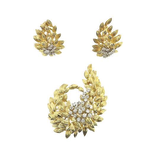 1960s 18k Gold Diamond Leaf Motif Brooch Earrings Set