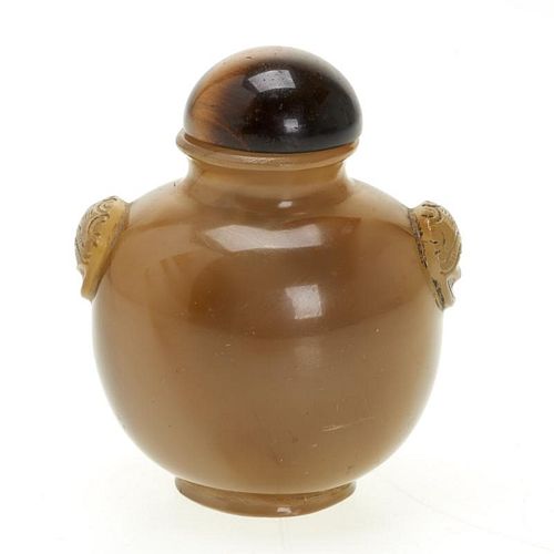 Chinese shadow agate snuff bottle