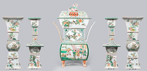 Chinese Famille Verte Enameled Porcelain Five-Piece Garniture Set
