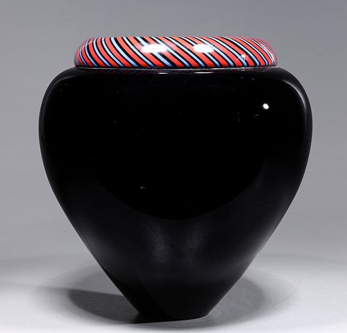 Lino Tagliapietra (Italian, b. 1934) Hand Blown Vase