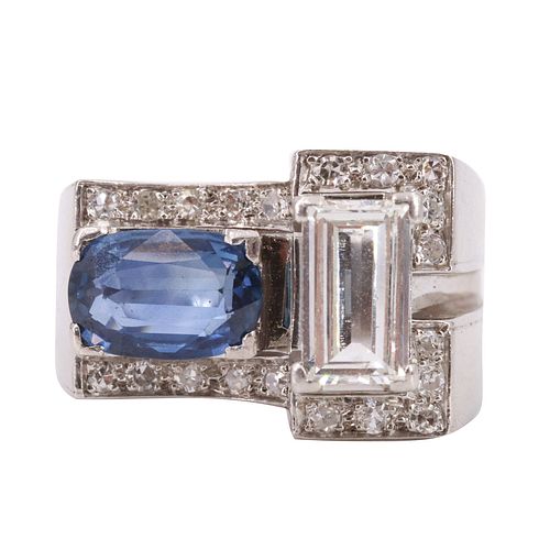 Art Deco 18k Gold Ring with Diamonds & Sapphire