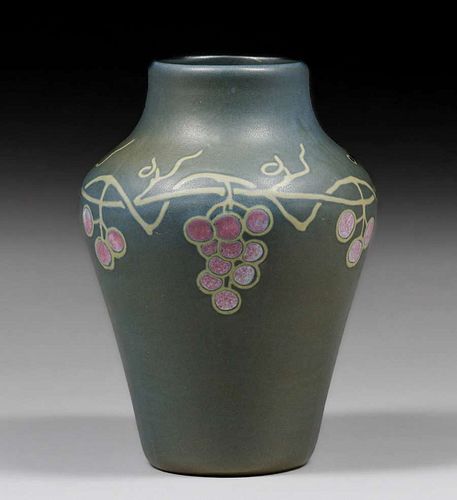 Weller Xenia Arts & Crafts Vase c1910s