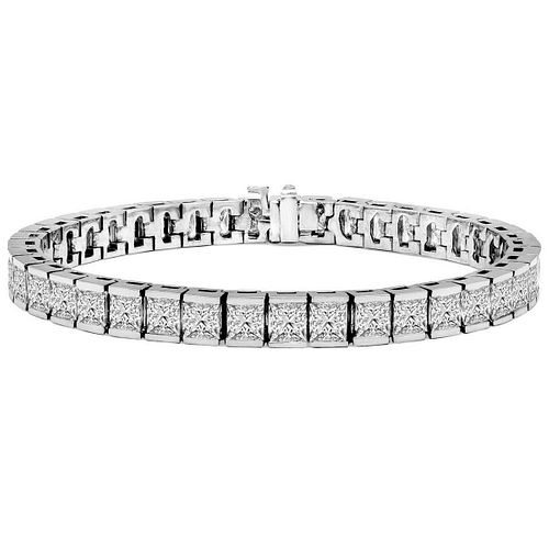 Set of 31 Radiant cut Diamonds for Bracelet. Appraised Value: $324,000