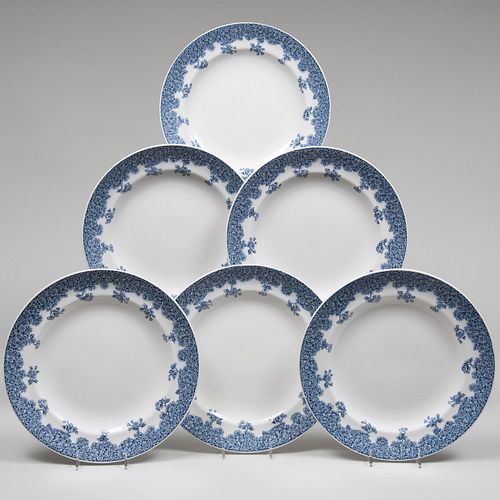 Set of Nine Worcester Porcelain Dinner Plates
