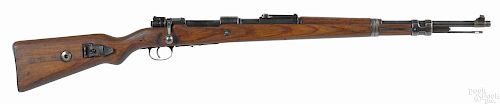 K-98 Mauser German WWII military rifle, 8 mm, the chamber stamped 243 over 1940
