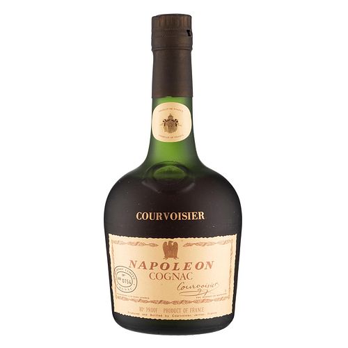 Courvoisier. Napoleón. Cognac. France. En presentación de 750 ml.