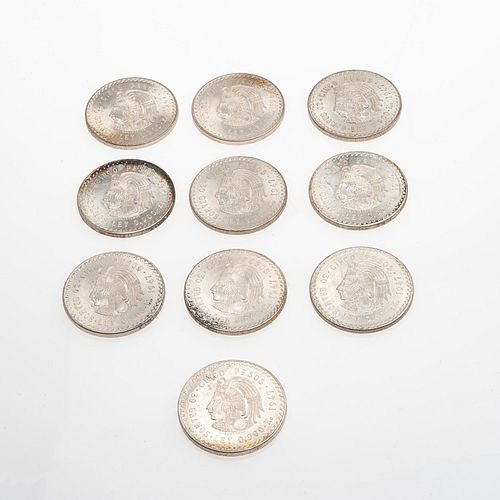 Diez monedas Cuauhtemoc de 5 pesos en plata ley .900. Peso: 300.3 g.