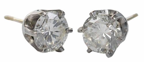 14kt. Diamond Stud Earrings