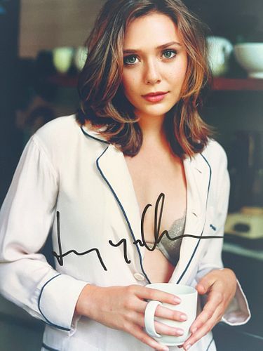 Elizabeth Olsen signed photo
