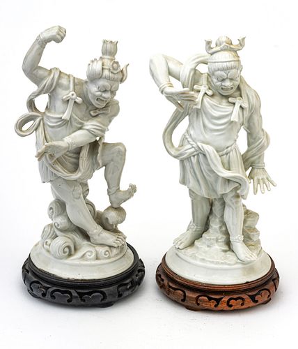 Chinese By Fitz And Floyd  Glazed Pottery Standing Figures H 13'' 1 Pair