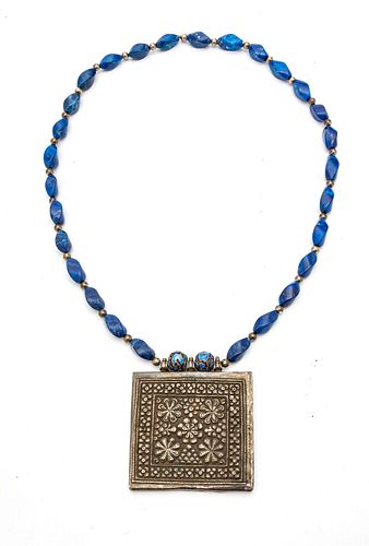 UNMARKED SILVER, CHAMPLEVE & LAPIS NECKLACE, L 28", T.W. 164 GR 
