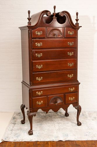 CHIPPENDALE STYLE MAHOGANY HIGHBOY, MID TO LATE 20TH C., H 80", W 39", L 20" 