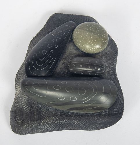 INUIT STONE ROCK ASSEMBLAGE, H 2.5", W 7" 