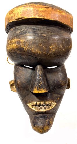 AFRICAN, CONGO, POLYCHROMED AND CARVED WOOD SALAMPASU MASK, H 14.5", W 8.5" 