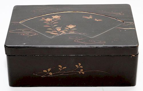 JAPANESE LACQUERED BOX C.1900
