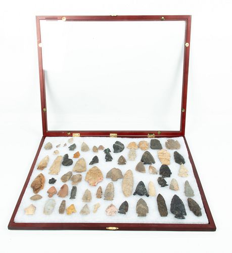 NATIVE AMERICAN STONE ARROWHEAD & SPEAR POINT COLLECTION, 66 PCS, L 1/2"-4.5"