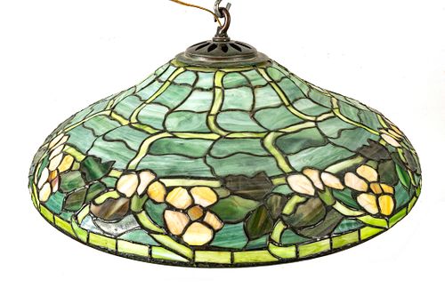 DUFFNER & KIMBERLY BRONZE AND LEADED STAINED GLASS HANGING DOME CHANDELIER CIRCA 1920, H 12" DIA 27" 