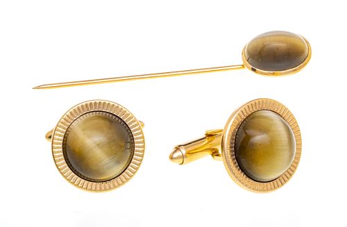 14KT YELLOW GOLD AND AGATE CUFFLINKS & TIE PIN 