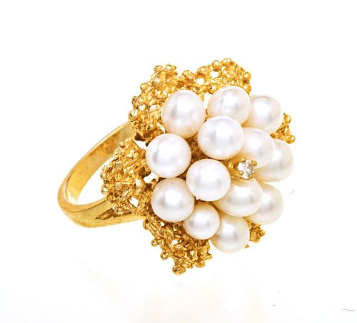 14KT YELLOW GOLD AND PEARL CLUSTER RING, SIZE 5 1/2 