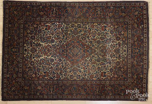 Persian carpet, ca. 1930, 5' x 3'5''.